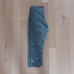 Under Armour cropped leggings